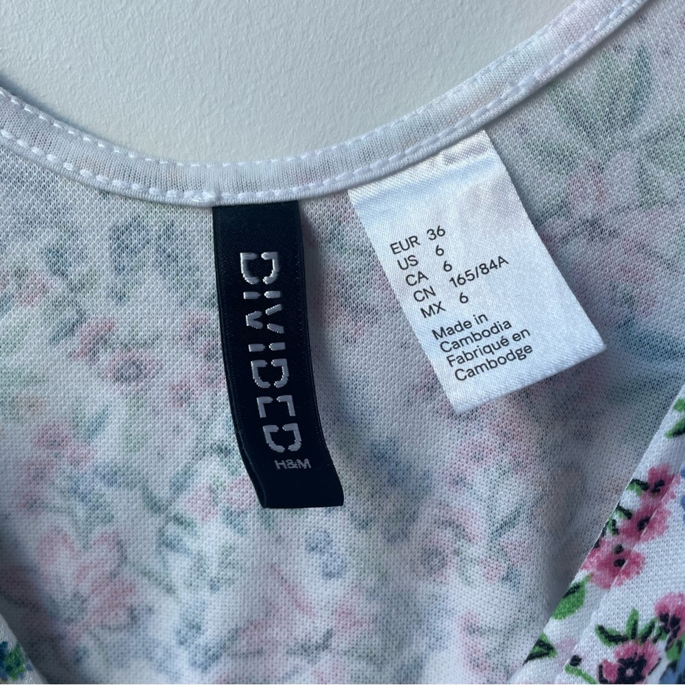 H&M FLORAL DRESS - Picture 3 of 4